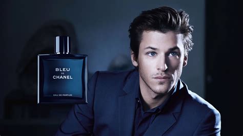 bleu chanel pub acteur|la pub bleu de chanel.